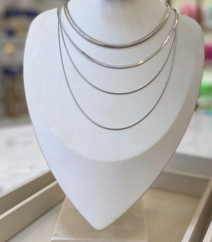 Conjunto Multicamadas Prateado Minimal