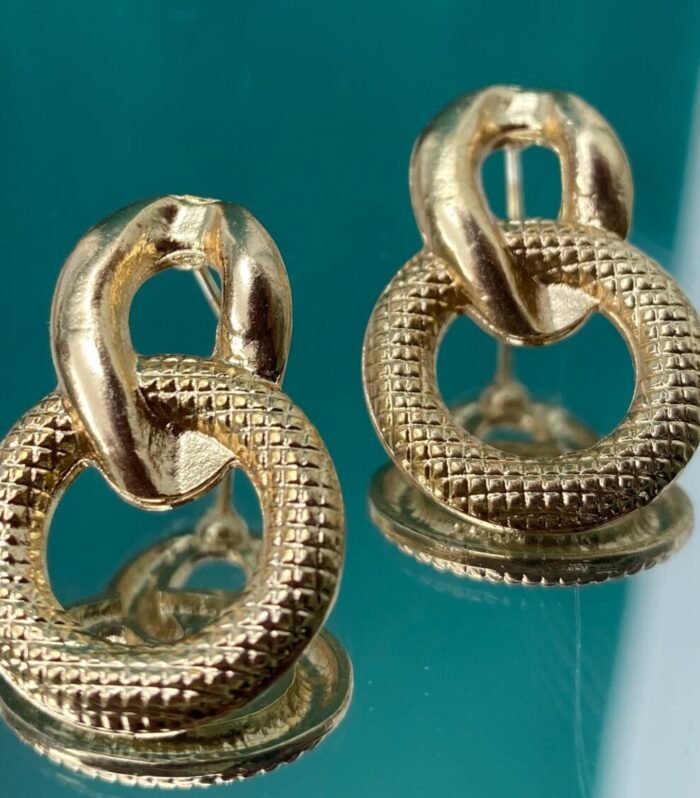 Brinco Elos Clássicos Dourado